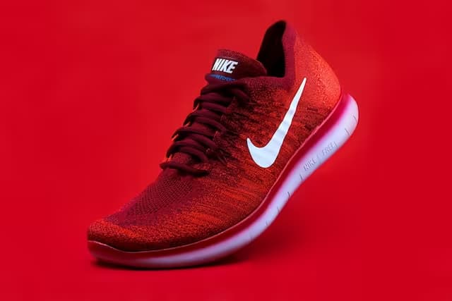 StrideFlex Running Shoes
